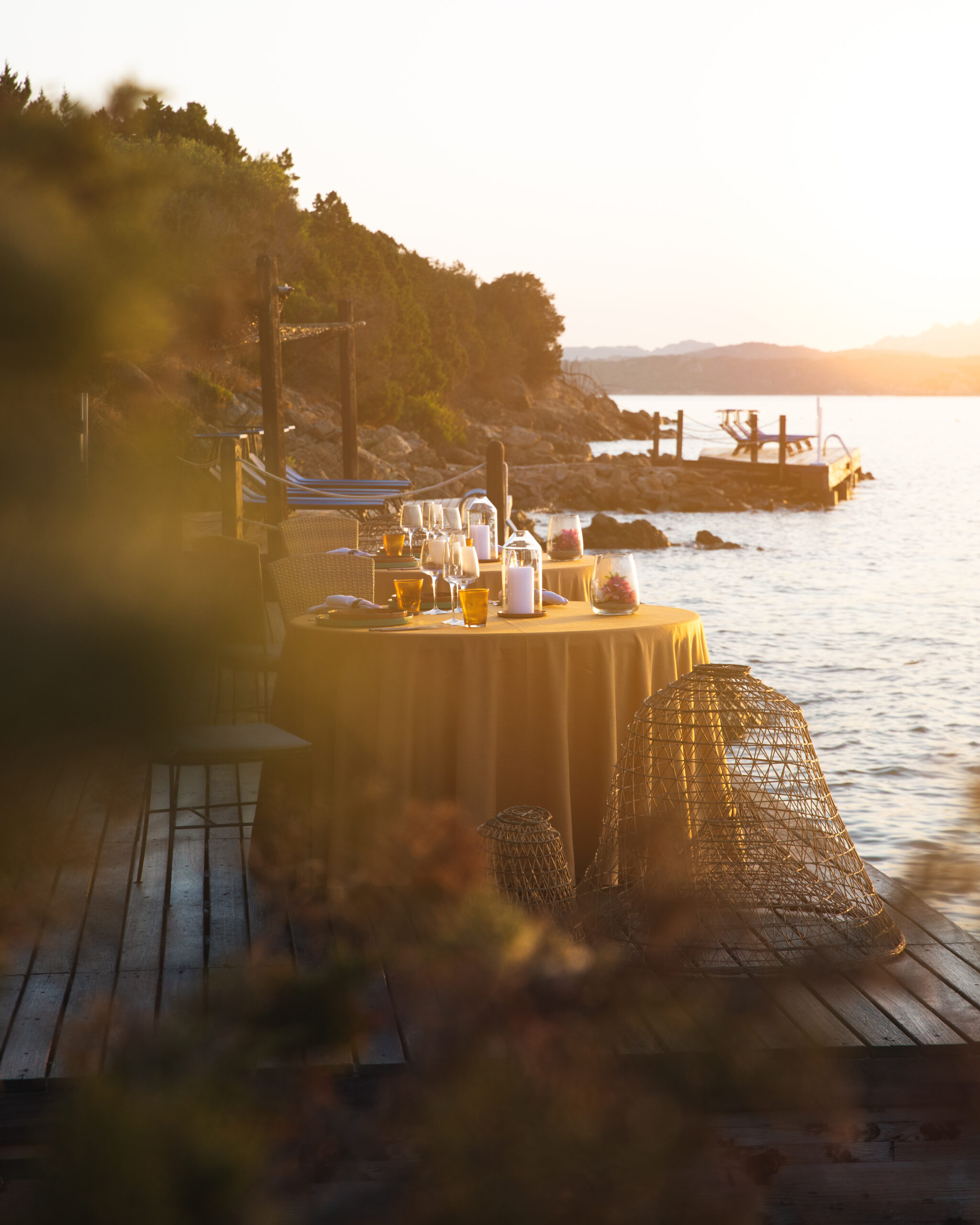 13V_Orso_Ile_Flottante_scorcio_tavolo_V_RGB_Arasole