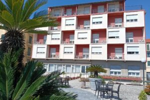Hotel ROBINIA ***
